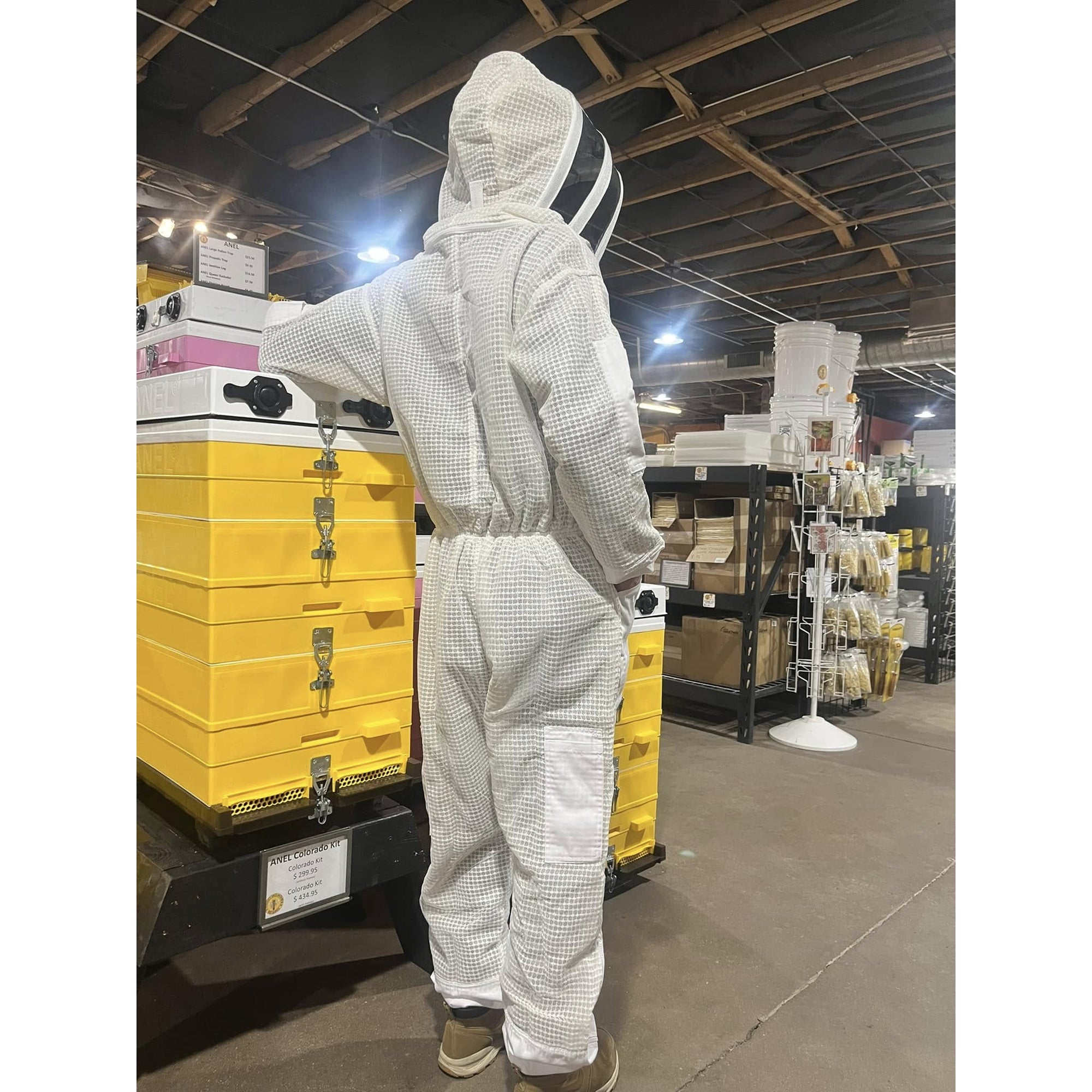 PROTECTIVE WEAR: SUIT 3 LAYER VENTILATED