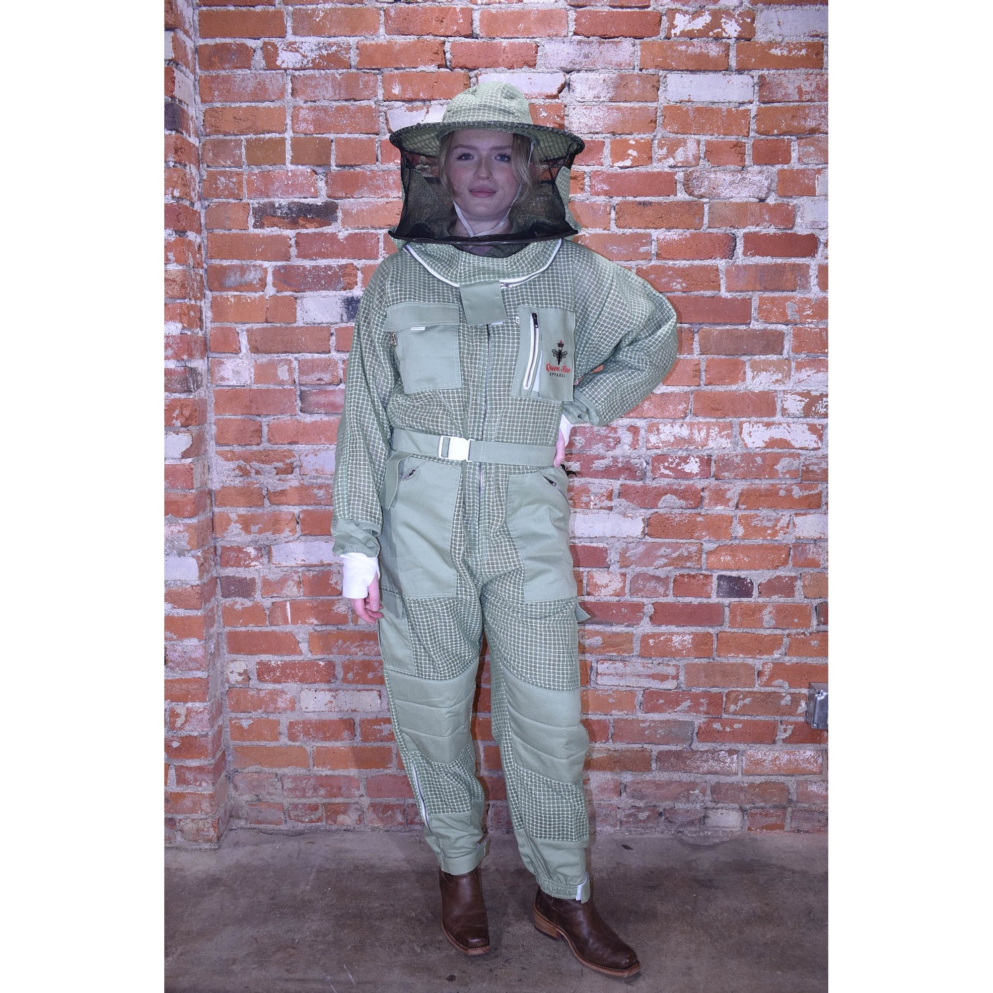 Womens Ventilated Suit: Queen Bee Apparel™ Clover Colletion