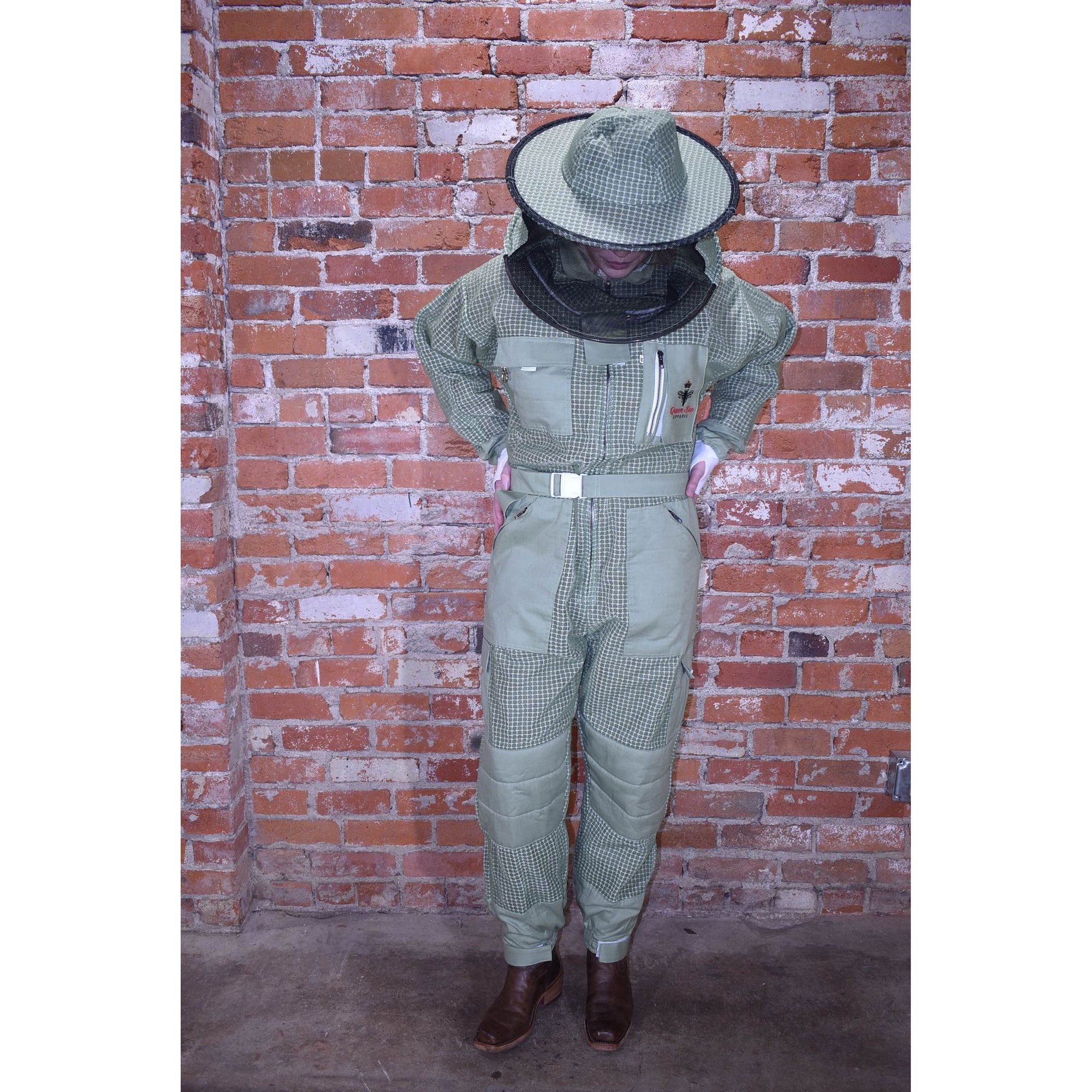 Womens Ventilated Suit: Queen Bee Apparel™ Clover Colletion