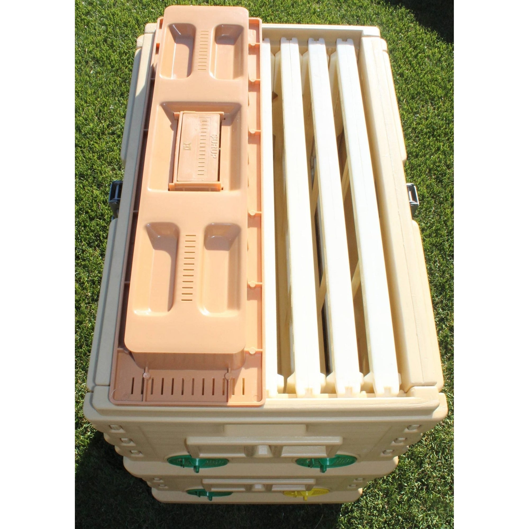Apimaye 7 Frame NUC Bee Hive Set (qualifies for free shipping)