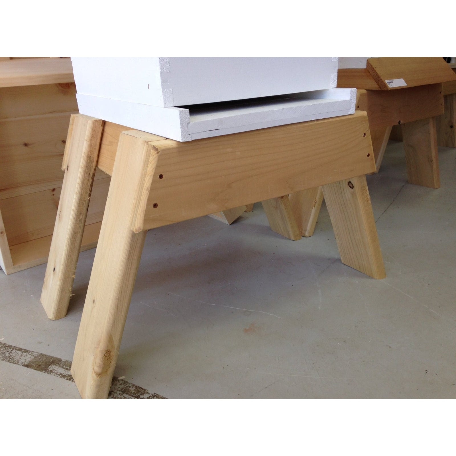 10 Frame RMBS Hive Stand